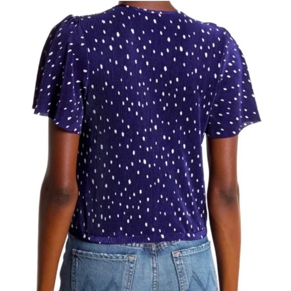 ASTR the Label Blue Plisse shirt - Picture 2 of 3